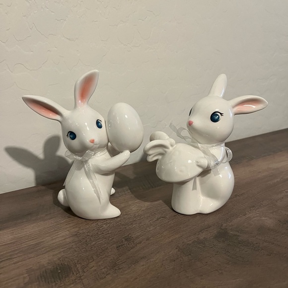 Target Spritz White Ceramic Easter Bunnies 2024 Set of 2 Spring Decor - Picture 10 of 10